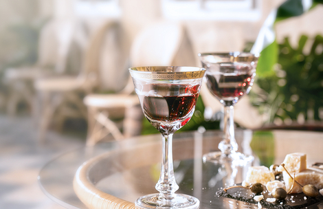 9 Reasons to Gift Glass