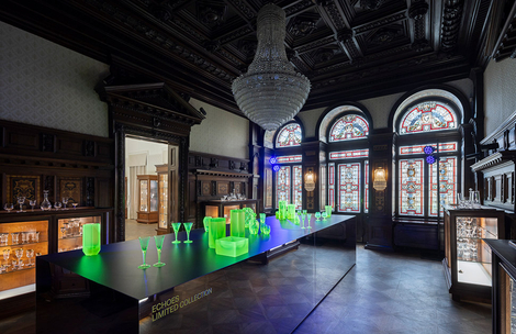 Sto let prodejny Moser v Praze