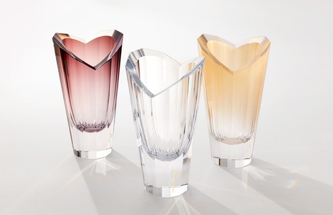 Moser Crystal as a Witness to Moments That Changed History
