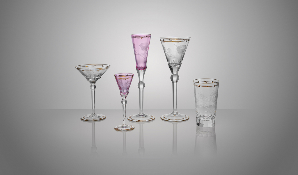 Ensemble de huit coupes à champagne Moser bleu cobalt et or