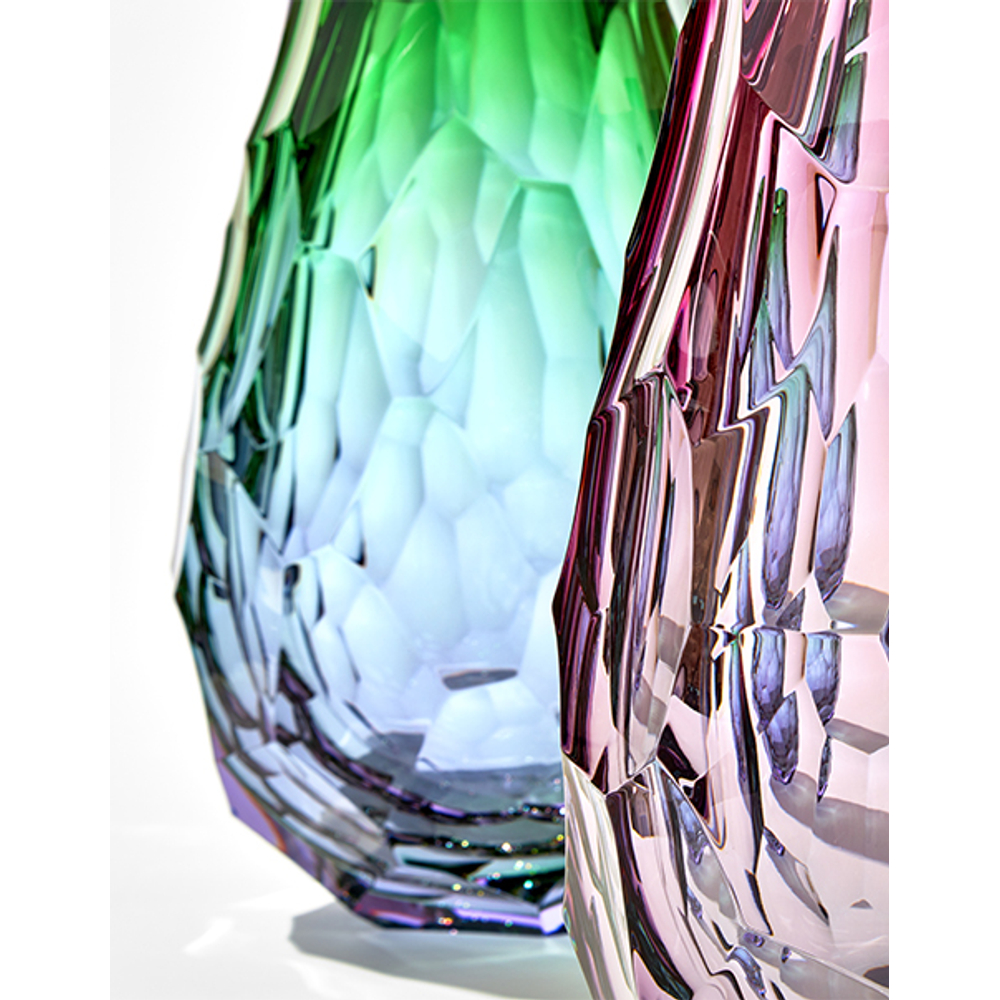Green vase (31 cm) of hand cut crystal | Stones collection Moser