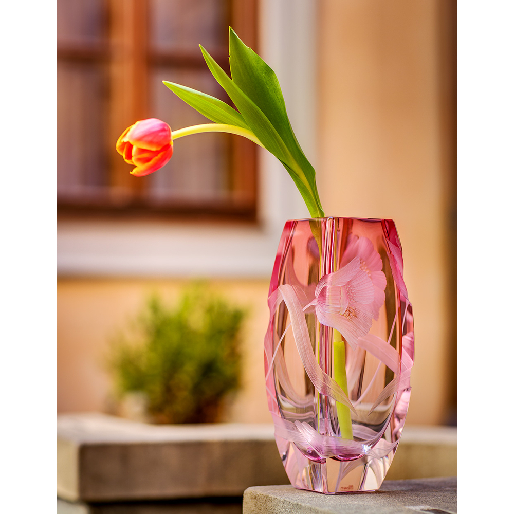 Pink hand-cut Bohemian crystal, engraved vase Blossom by Moser