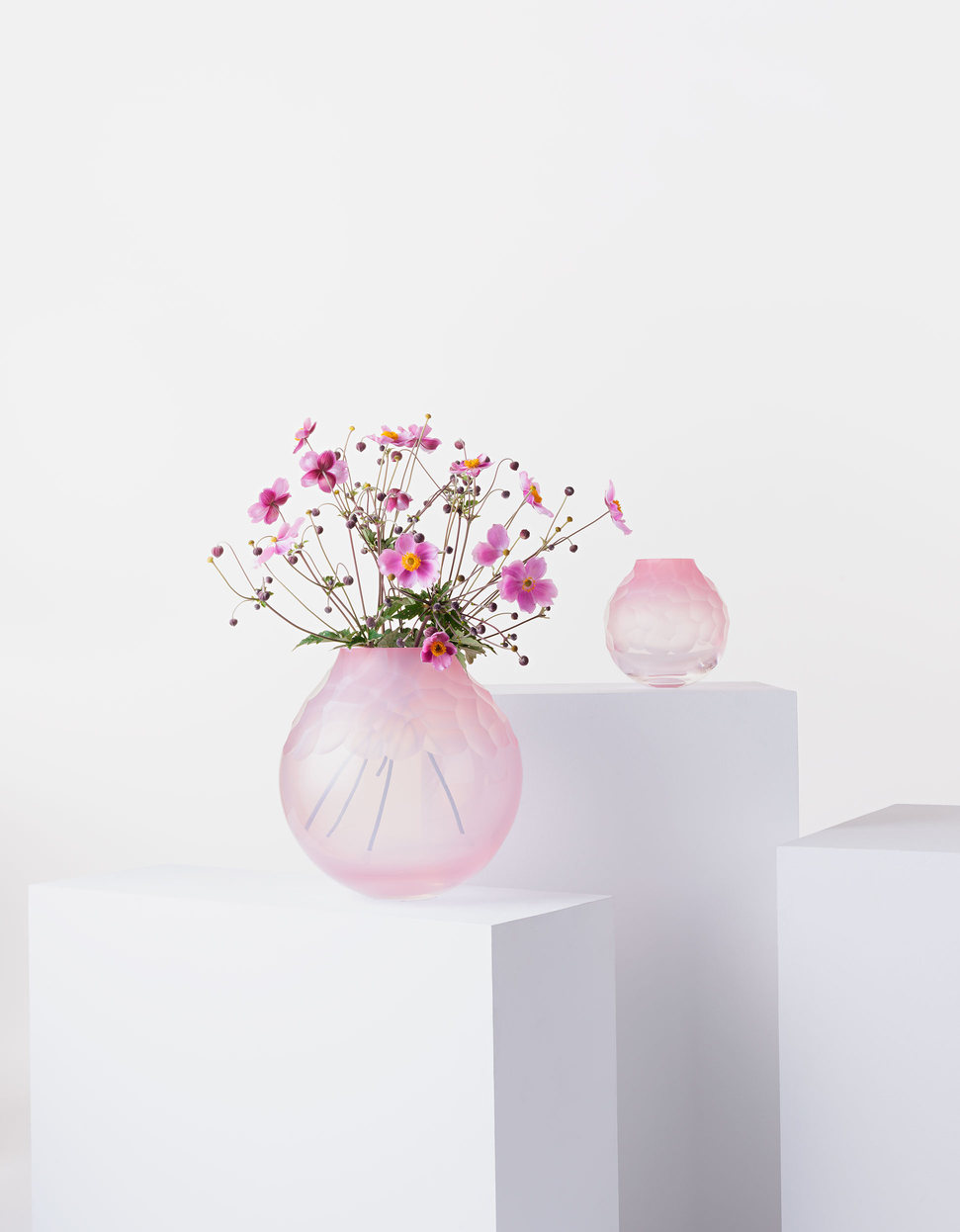 Dotty vase, 15 cm - gallery #1