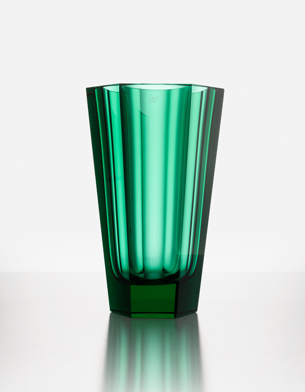 Purity váza, 28 cm, nefrit - galerie #1